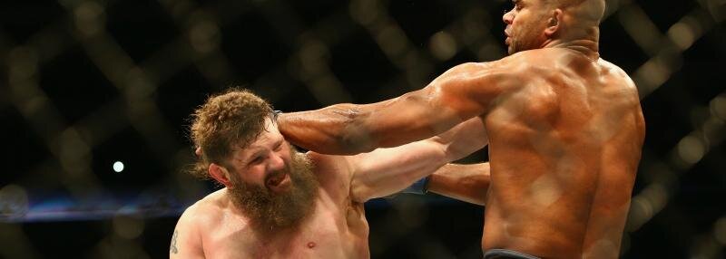 Поле бритвы. 7 лучших бойцов UFC с бородой