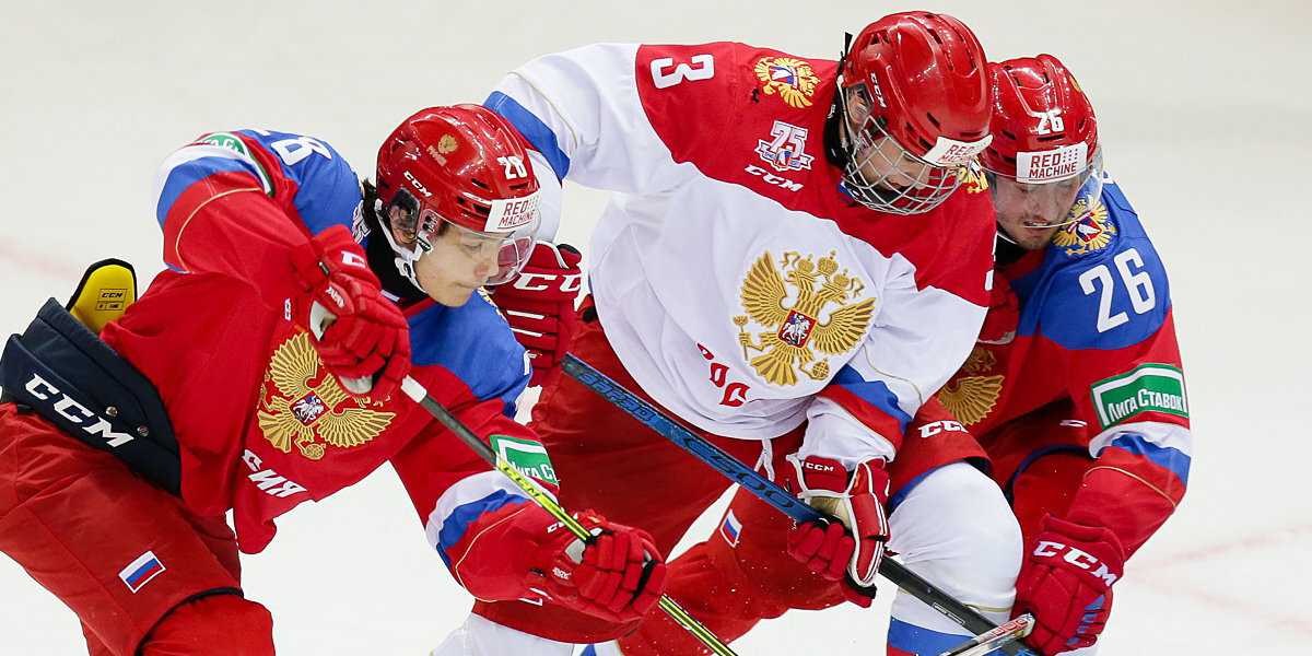 Молодежная сборная России в красном уступила российским юниорам на Кубке Черного моря