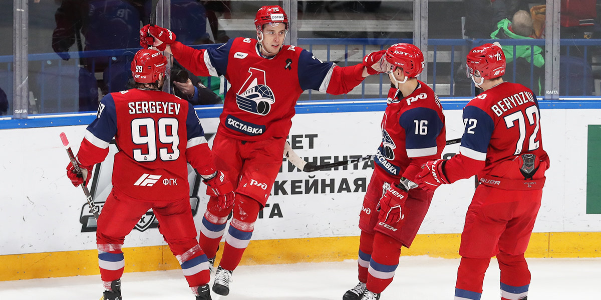 «Салават Юлаев» потерпел четвертое поражение подряд в КХЛ, уступив «Локомотиву»