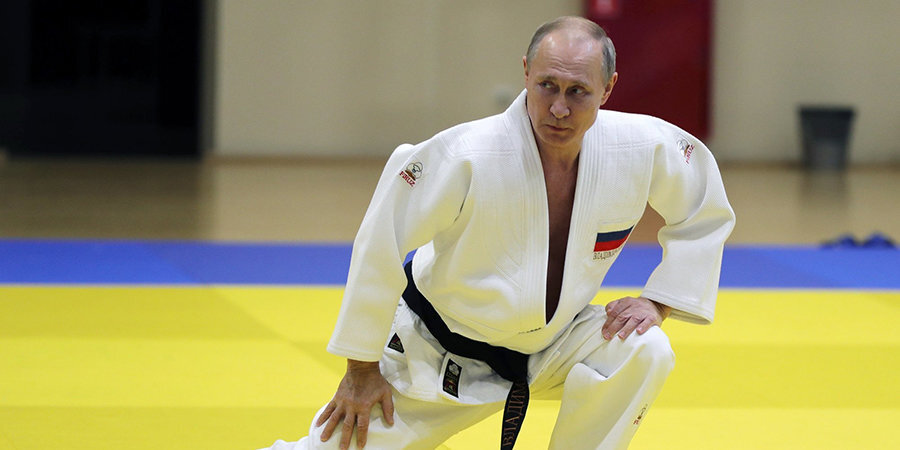 Путин прибыл с визитом в Центр боевых искусств в Череповце