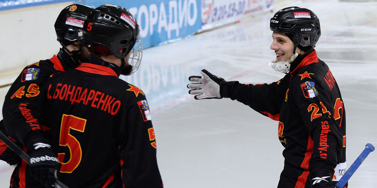 «СКА-Нефтяник» уверенно переиграл «Байкал-Энергию» и стал первым финалистом сезона