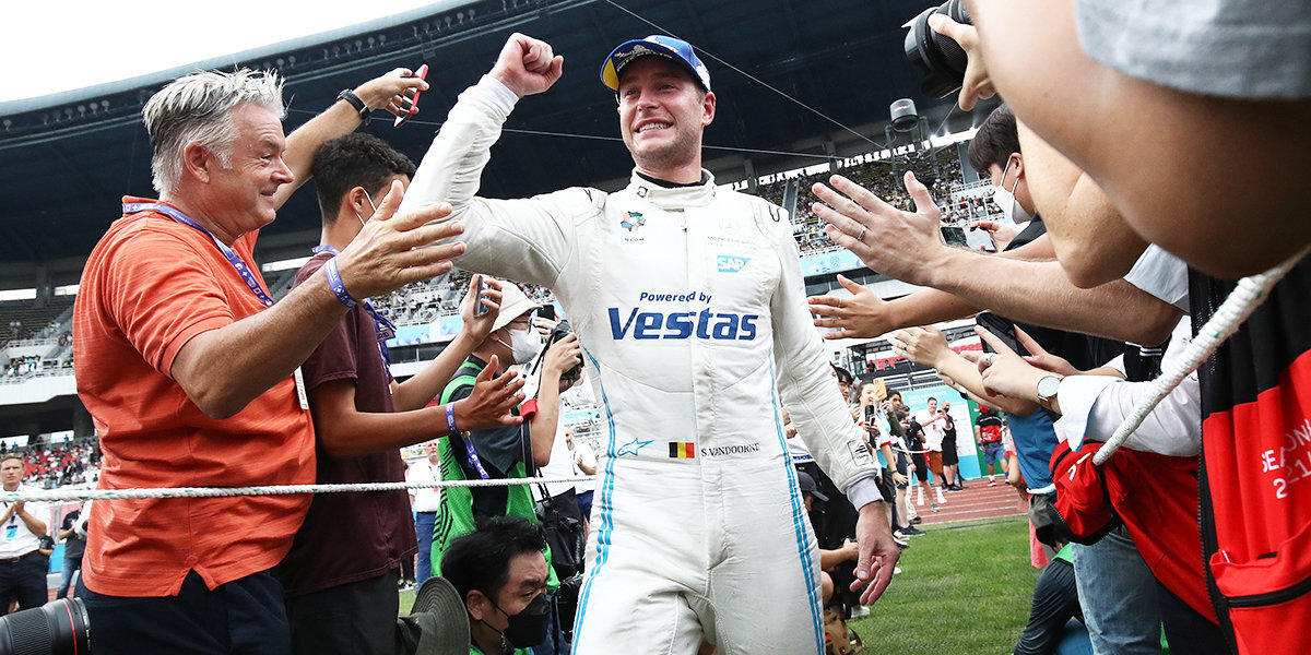 Чемпион «Формулы-Е» Вандорн станет тестовым и резервным пилотом команды «Формулы-1» «Астон Мартин» в сезоне-2023
