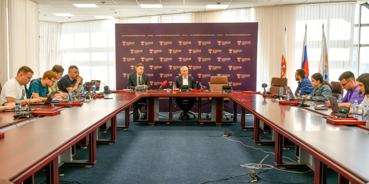 «Хотелось дать всем высказаться». Дюков объяснил перенос исполкома РФС на 30 декабря