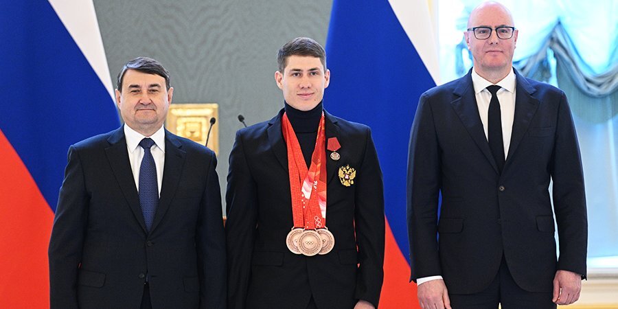 «Очень приятно видеть всех чемпионов в одном месте» — Латыпов о церемонии чествования олимпийцев