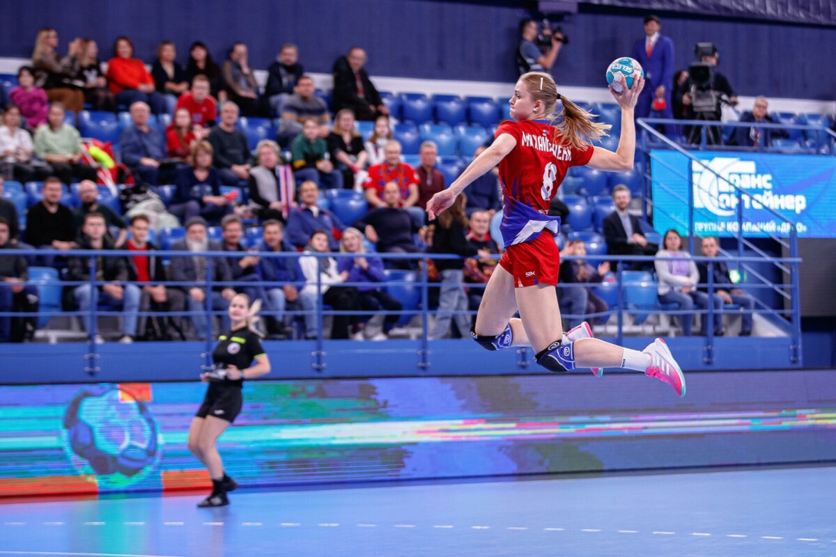 Призер ОИ по гандболу Михайличенко возобновила спортивную карьеру