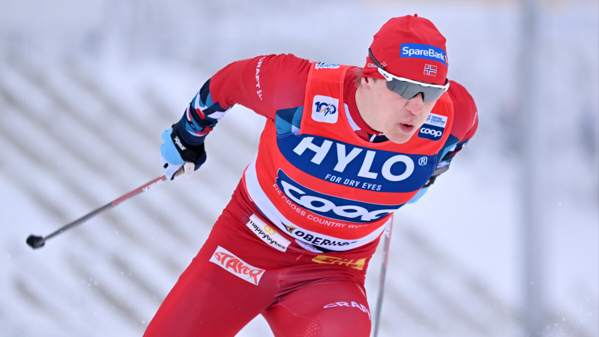Лыжник Вальнес выиграл масс‑старт на этапе Кубка мира в Оберхофе, Клебо — 17‑й