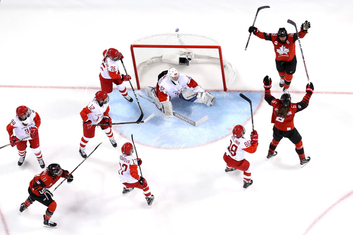 Российские хоккеистки пропустили 5 шайб от Канады на старте Олимпиады