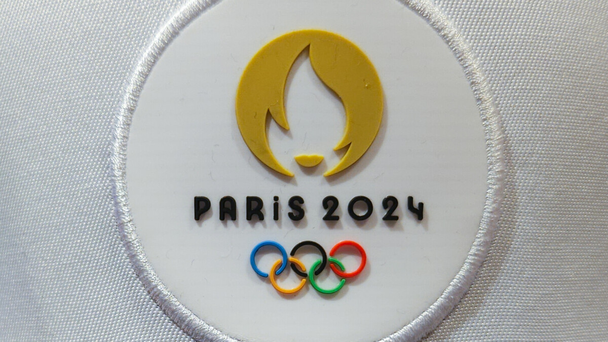 Решение об участии нейтральных спортсменов из России в церемонии открытия и закрытия ОИ‑2024 будет принято позже — МОК
