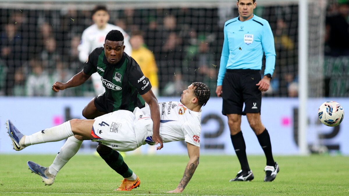 «Краснодар» и ЦСКА завершили вничью первый тайм матча РПЛ