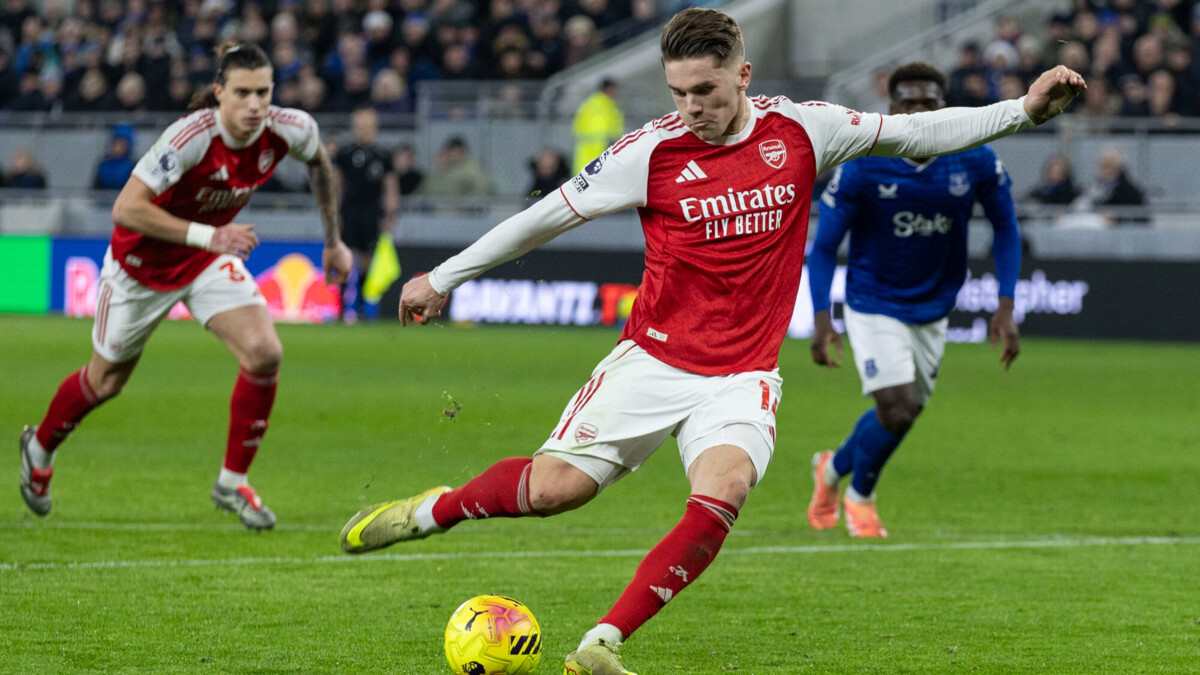 «Арсенал» переиграл «Эвертон» и сохранил лидерство в АПЛ