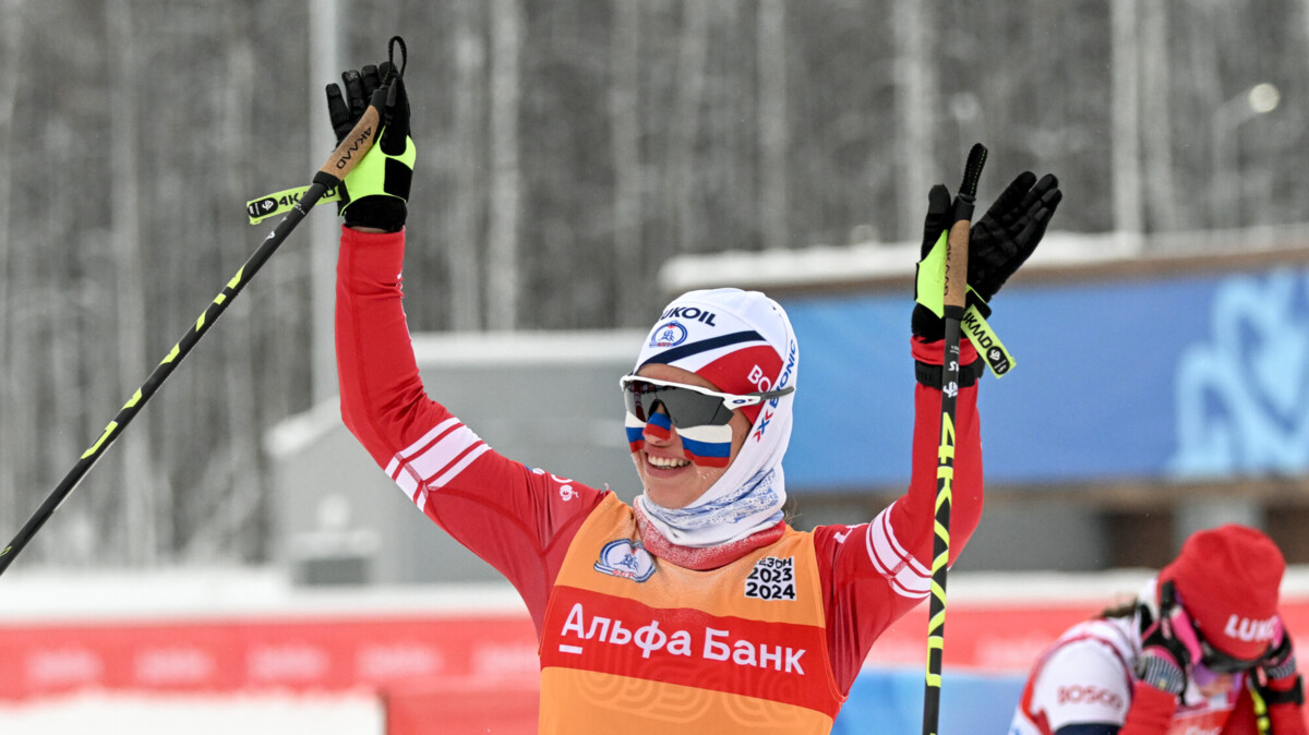 Степанова заявила, что планирует устроить шоу в скиатлоне на Спартакиаде сильнейших