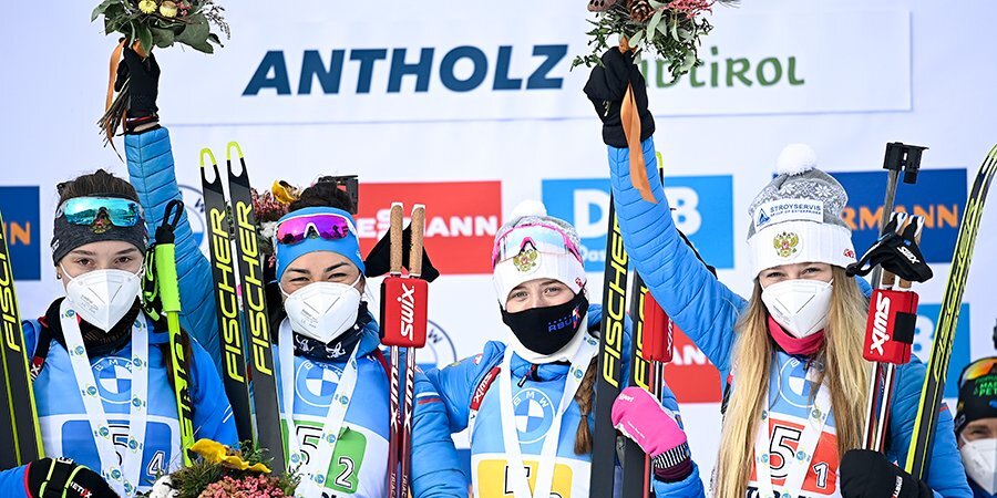 Российские биатлонистки завоевали золото в эстафете в Антхольце