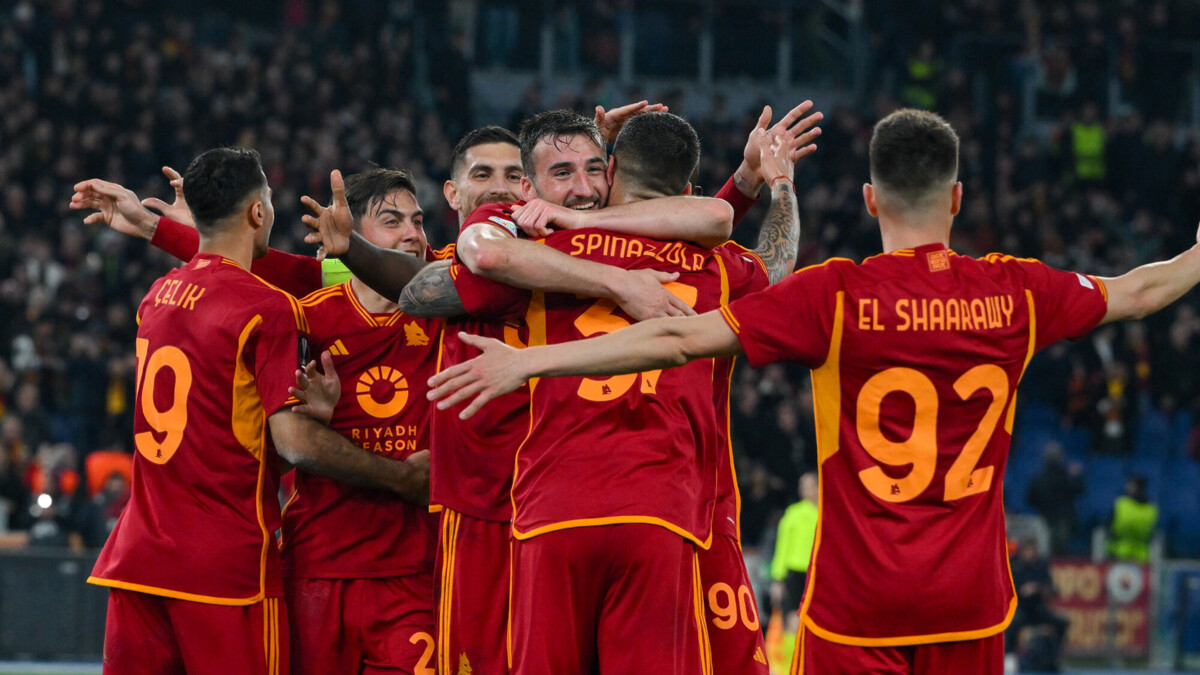 «Рома» забила четыре безответных мяча «Брайтону» в первом матче 1/8 финала Лиги Европы