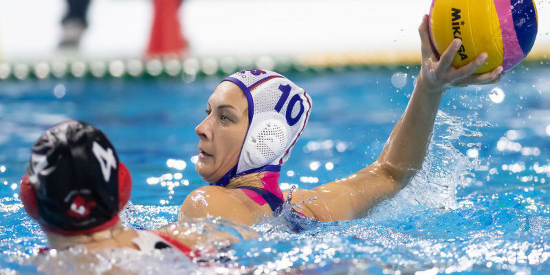 Женская сборная России разгромила Сербию на ЧЕ по водному поло
