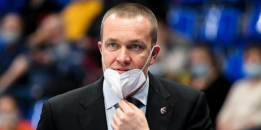 «Странное и удивительное решение, которое не имеет отношения к баскетболу» — Ватутин об отмене матча Евролиги с «Баварией»