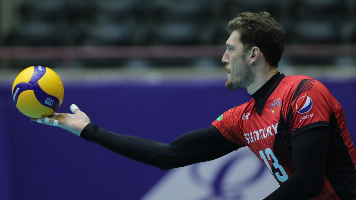 Российский волейболист Дмитрий Мусэрский стал чемпионом Японии в составе «Сантори»