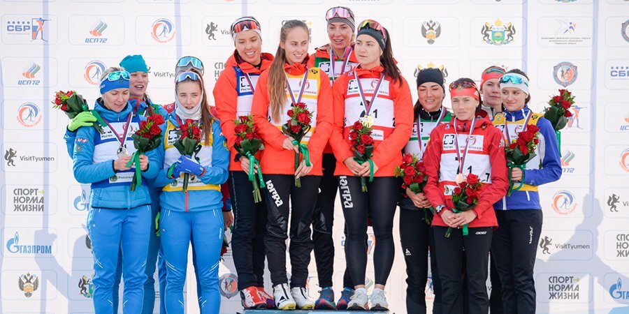 Сборная ХМАО выиграла женскую эстафету в Тюмени, команда Свердловской области с Мироновой и Глазыриной — вторая