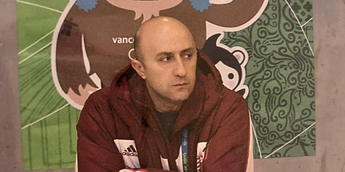Тренер по фигурному катанию Варданян получил российское гражданство