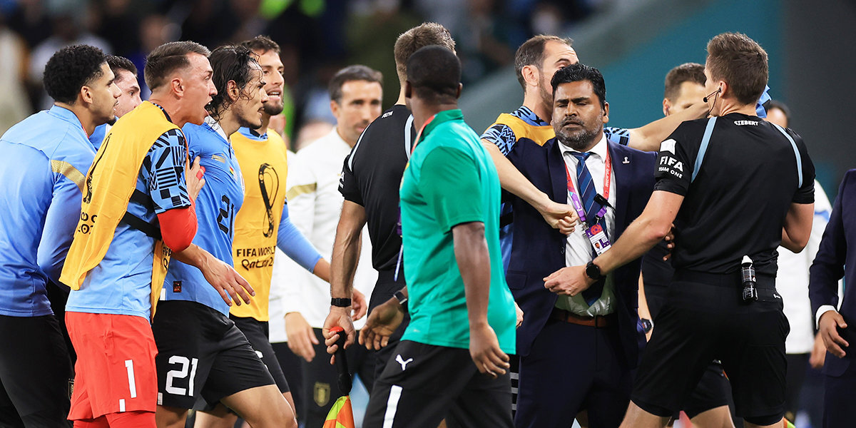 Футболисту сборной Уругвая Хименесу грозит дисквалификация на 15 матчей — СМИ