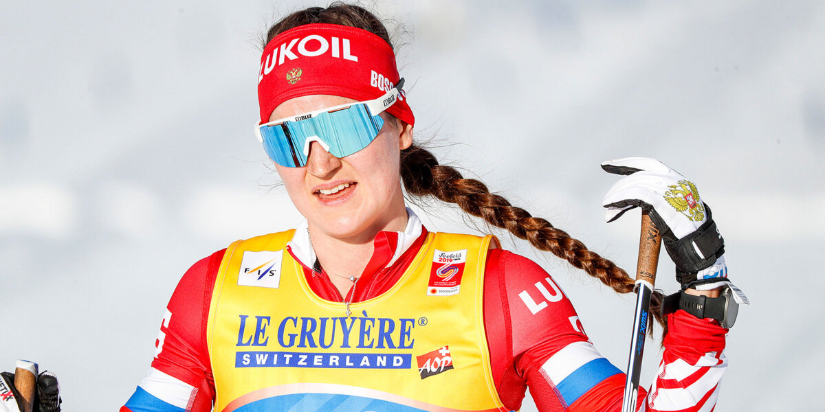 Белорукова показала видео, на котором пытается опередить призера «Тур де Ски»