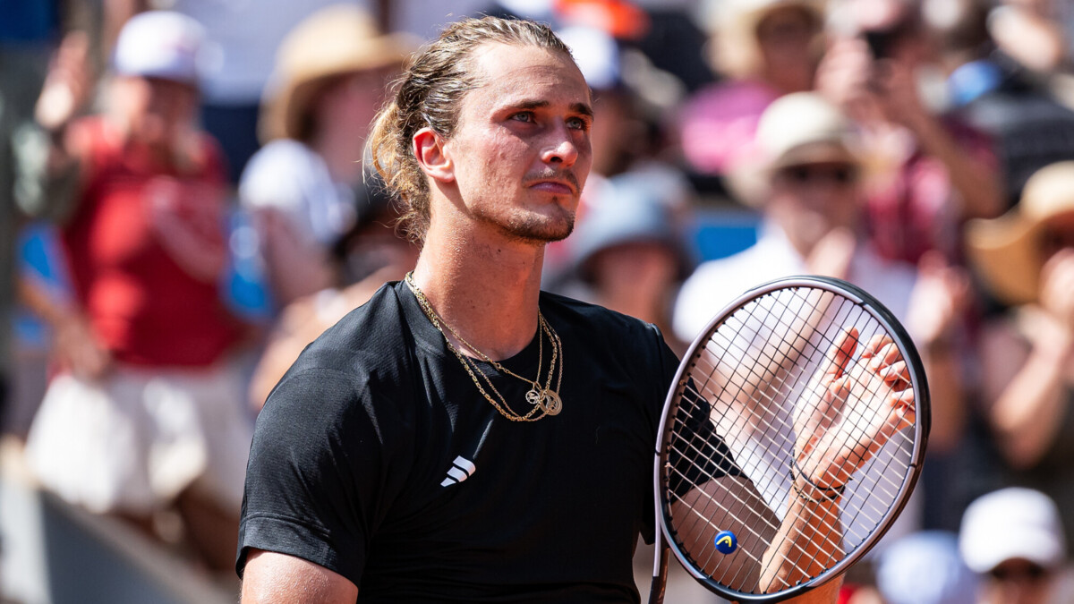 Александр Зверев вышел в четвертый круг US Open