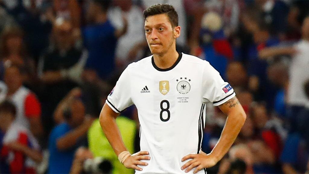 Месут Озил: «Я все еще болею за сборную Германии»