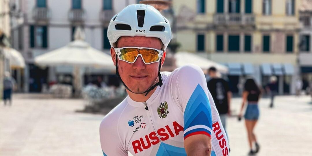 Российский велогонщик Смирнов получил нейтральный статус от UCI
