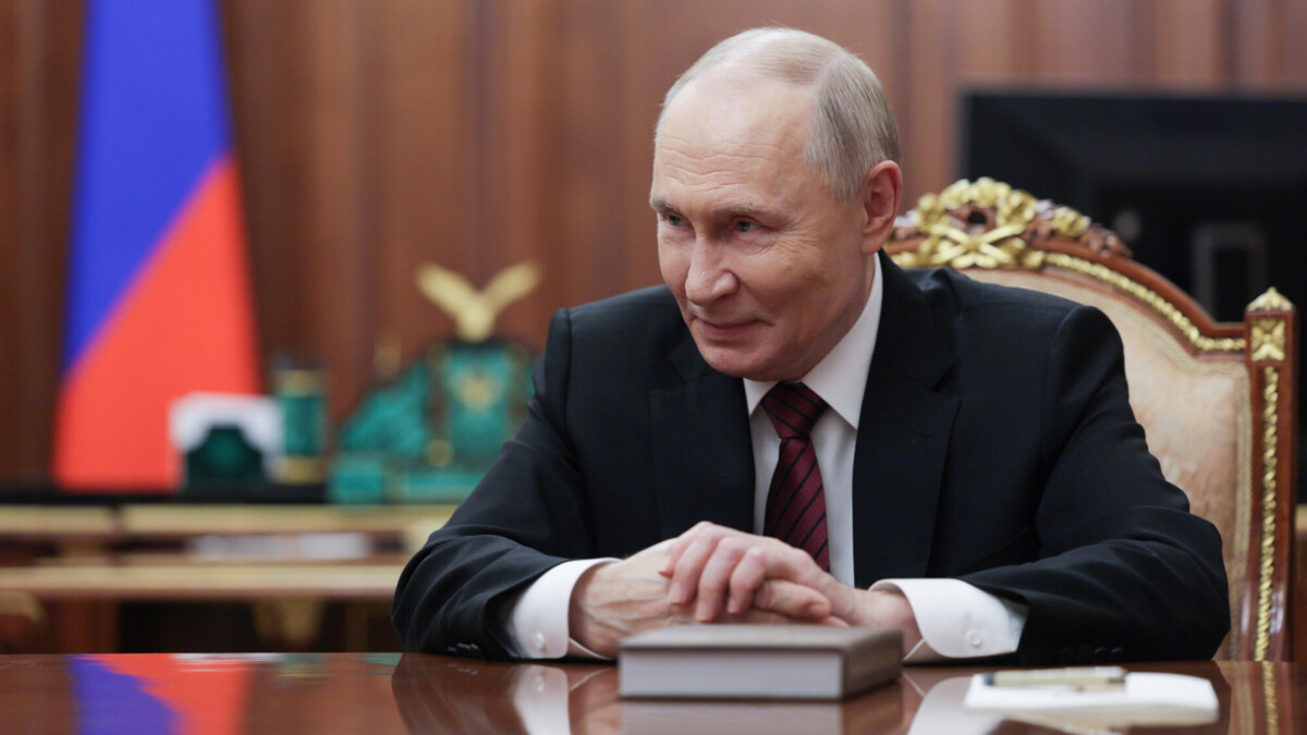 Путин поздравил российских боксеров, завоевавших золото чемпионата мира в Дубае