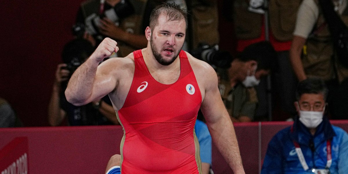 Семенов завоевал золото ЧР по греко-римской борьбе в весовой категории до 130 кг