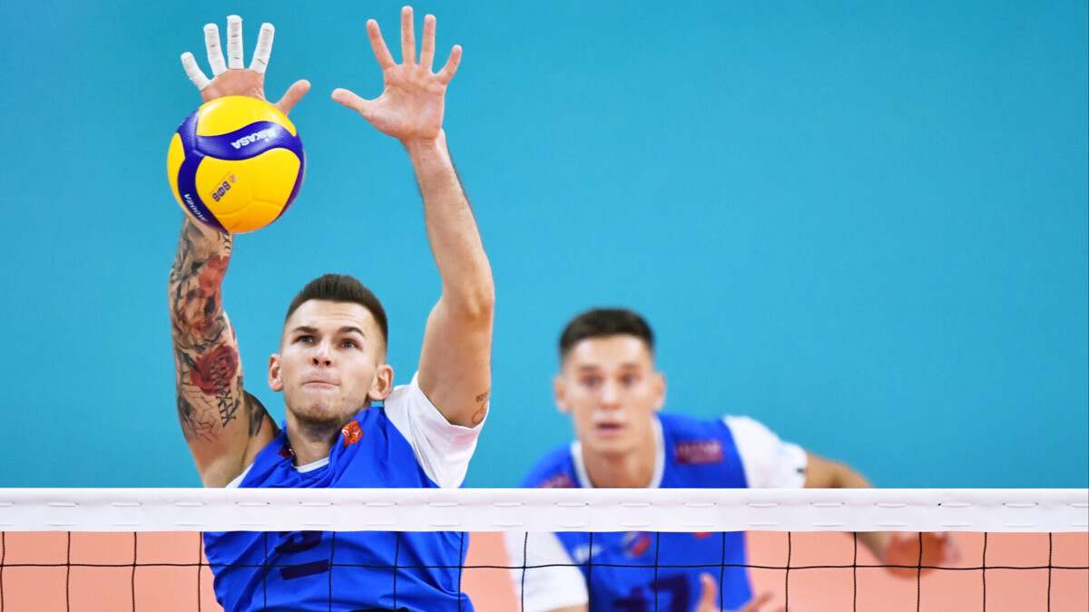 «Сборная России по волейболу боролась бы за медали на ОИ‑2024, если бы была допущена» — игрок национальной команды Яковлев