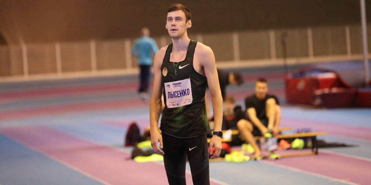 «Знал, что могу прыгнуть 2,36 — может, слишком завёлся, надо было поспокойнее» — легкоатлет Лысенко о победе на турнире в Челябинске