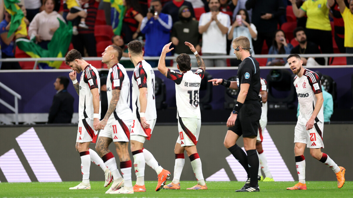 «Фламенго» обыграл «Крус Асуль» и вышел в полуфинал Межконтинентального кубка