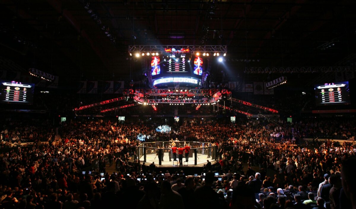 Магомедшарипову поменяли соперника на турнире UFC в Роттердаме