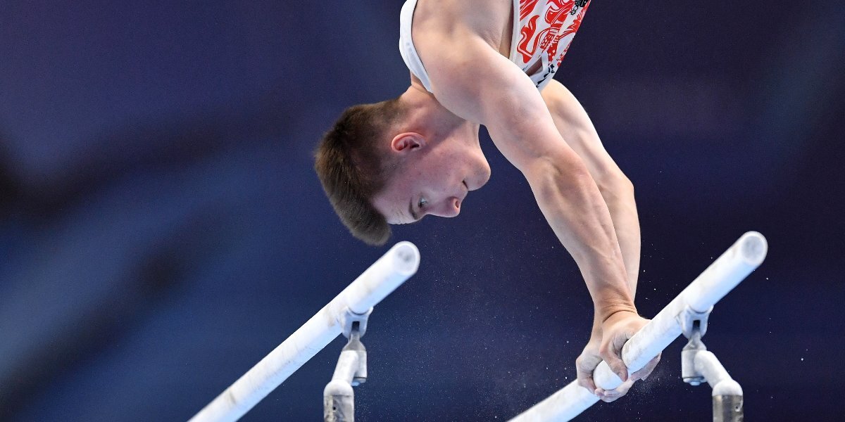 «Кайфую от наших соревнований» — 18‑летний гимнаст Маринов о победе на Кубке России