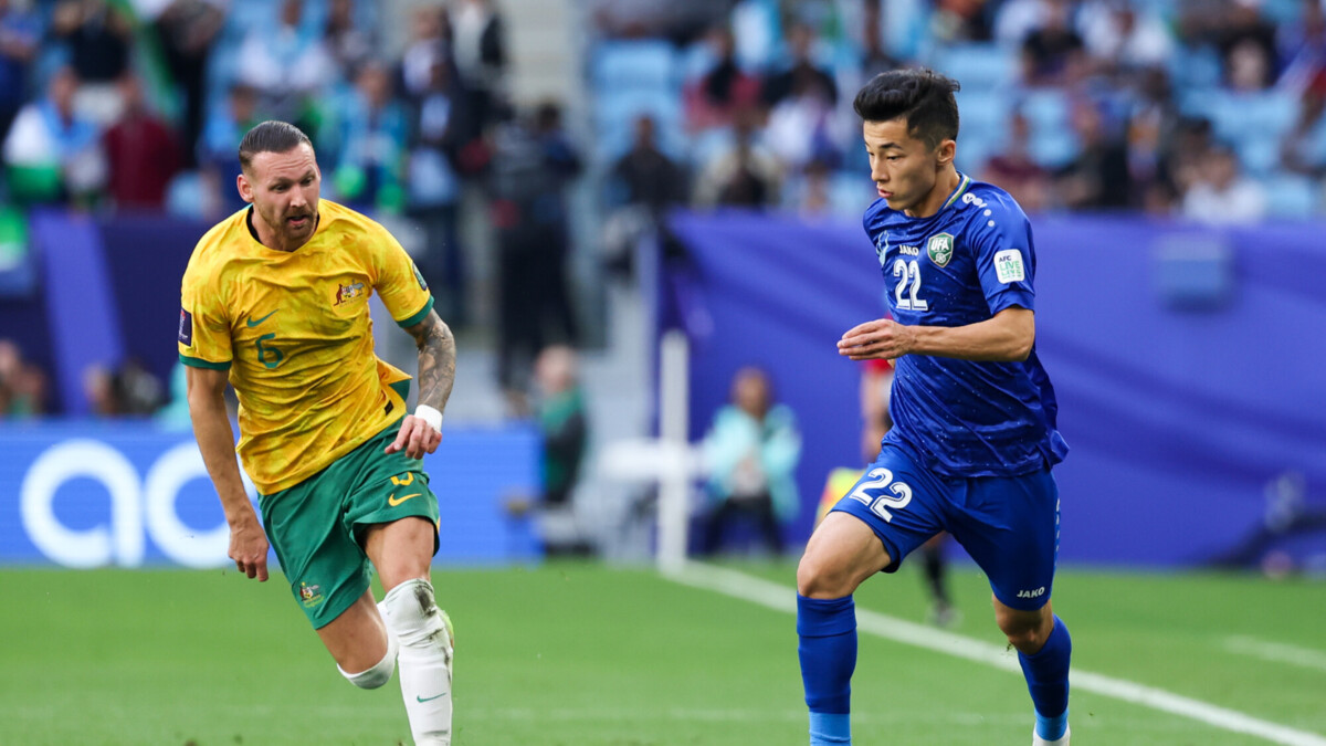 Сборная Узбекистана сыграла вничью с австралийцами и вышла в плей‑офф Кубка Азии