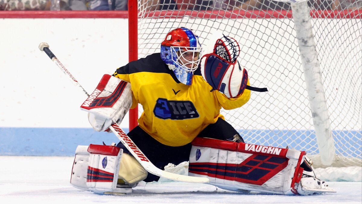 «Вашингтон» экстренно подписал вратаря, завершившего карьеру четыре года назад