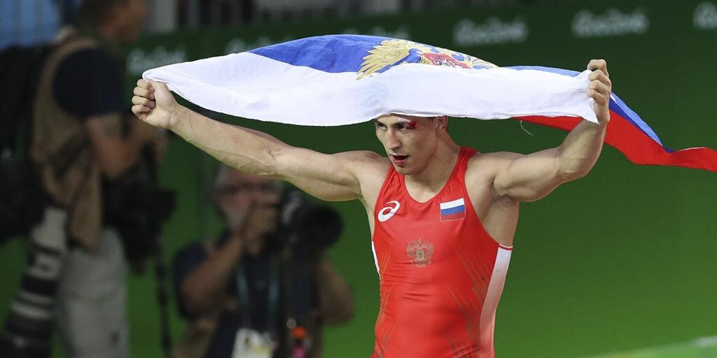 Каким должен быть настоящий спортсмен. 13 кадров олимпийского пути Романа Власова