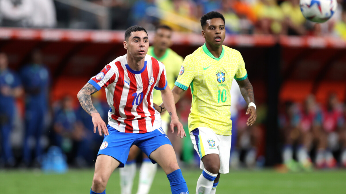 Бразильцы разгромили сборную Парагвая в матче Кубка Америки