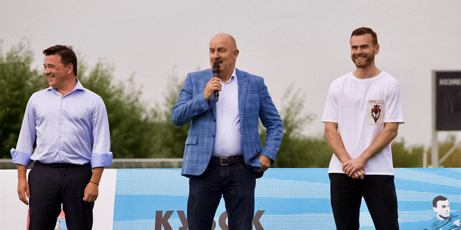 Черчесов посетил открытие «Кубка Игоря Акинфеева»
