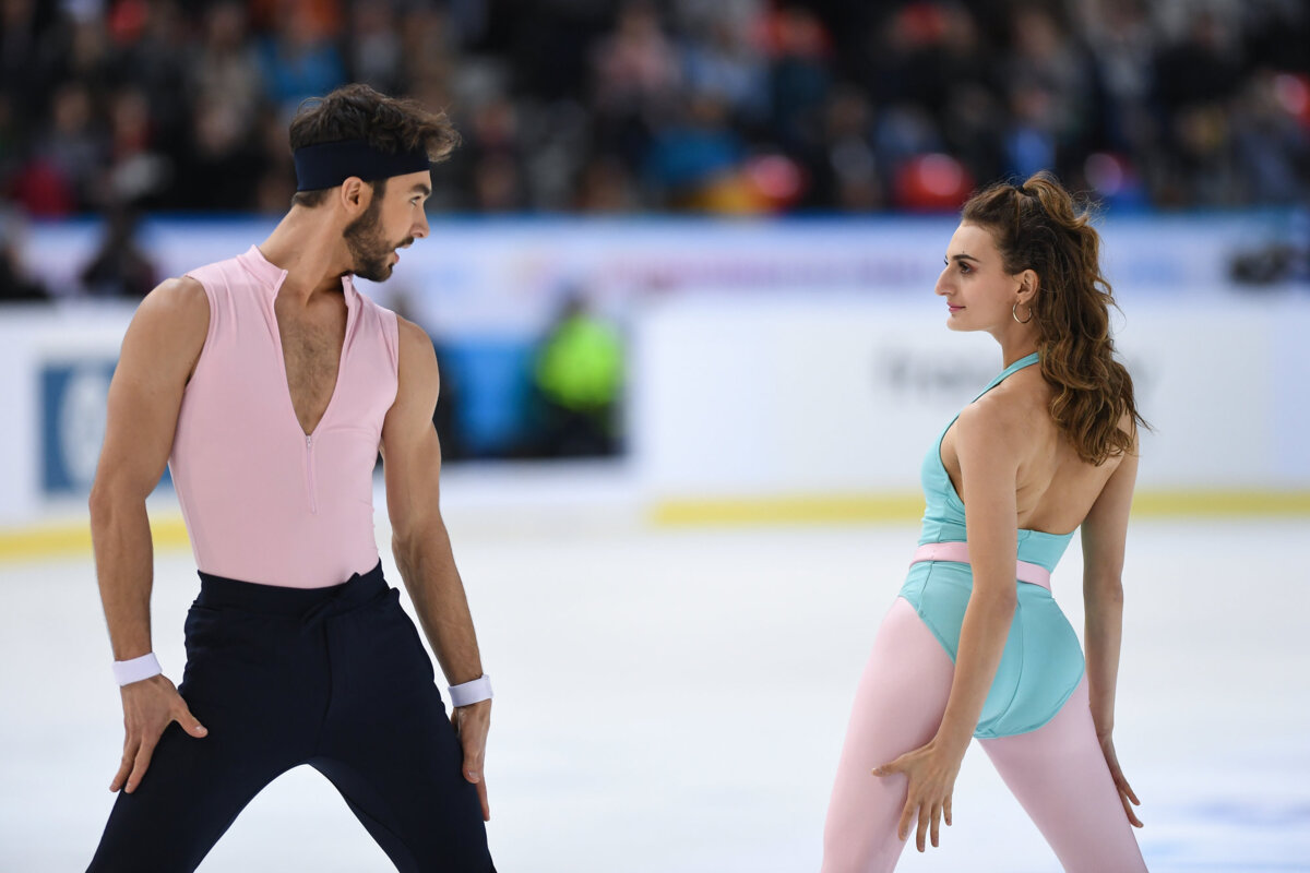 Французы Пападакис и Сизерон лидируют после ритм-танца в финале Гран-при, российские дуэты не попали в топ-3