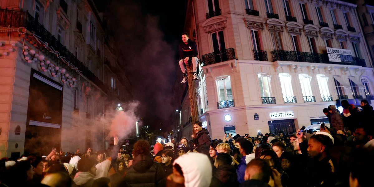Полиция арестовала 266 человек во Франции после полуфинального матча ЧМ-2022 с командой Марокко