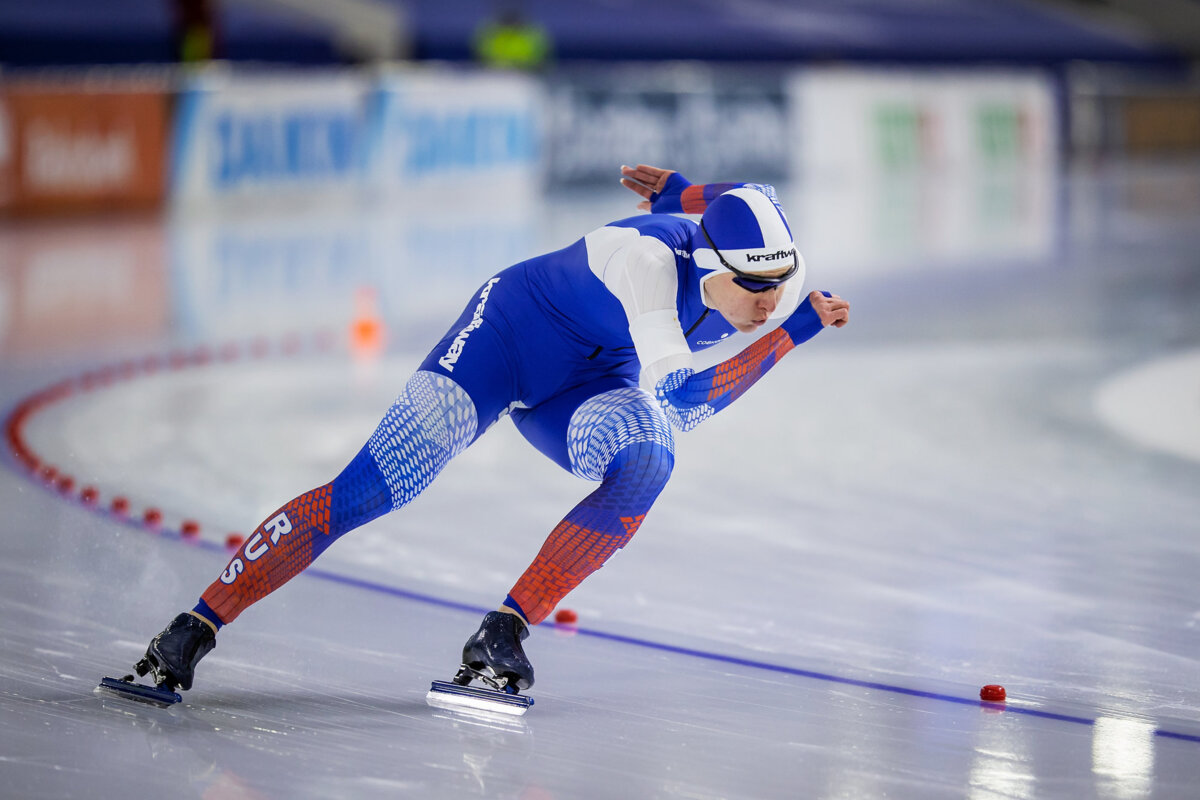 Призер ОИ Голикова одержала победу в спринтерском многоборье на КР в Челябинске