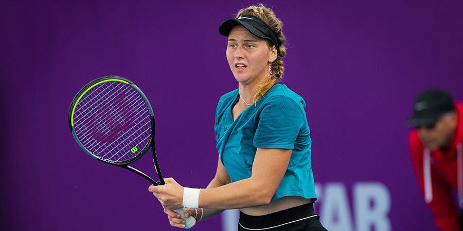 Самсонова вышла во второй круг турнира в Парме