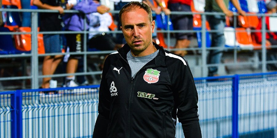 Главный тренер «Нефтехимика» Новиков продлил контракт с клубом