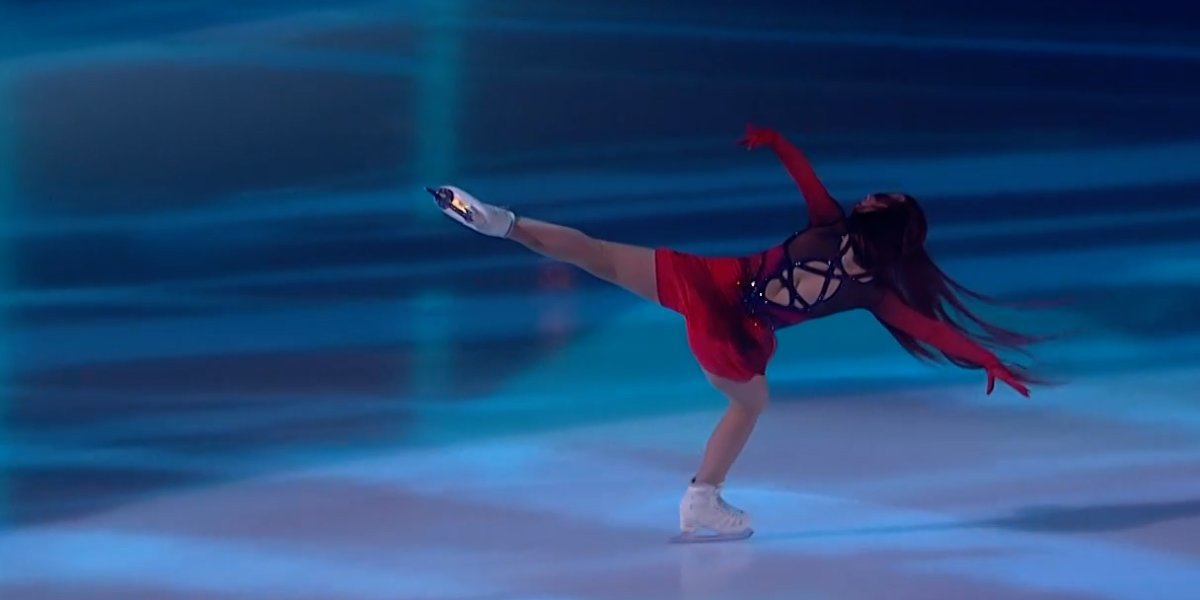 Трусова выступила с показательным номером во время церемонии открытия зимних игр «Дети Азии». Видео