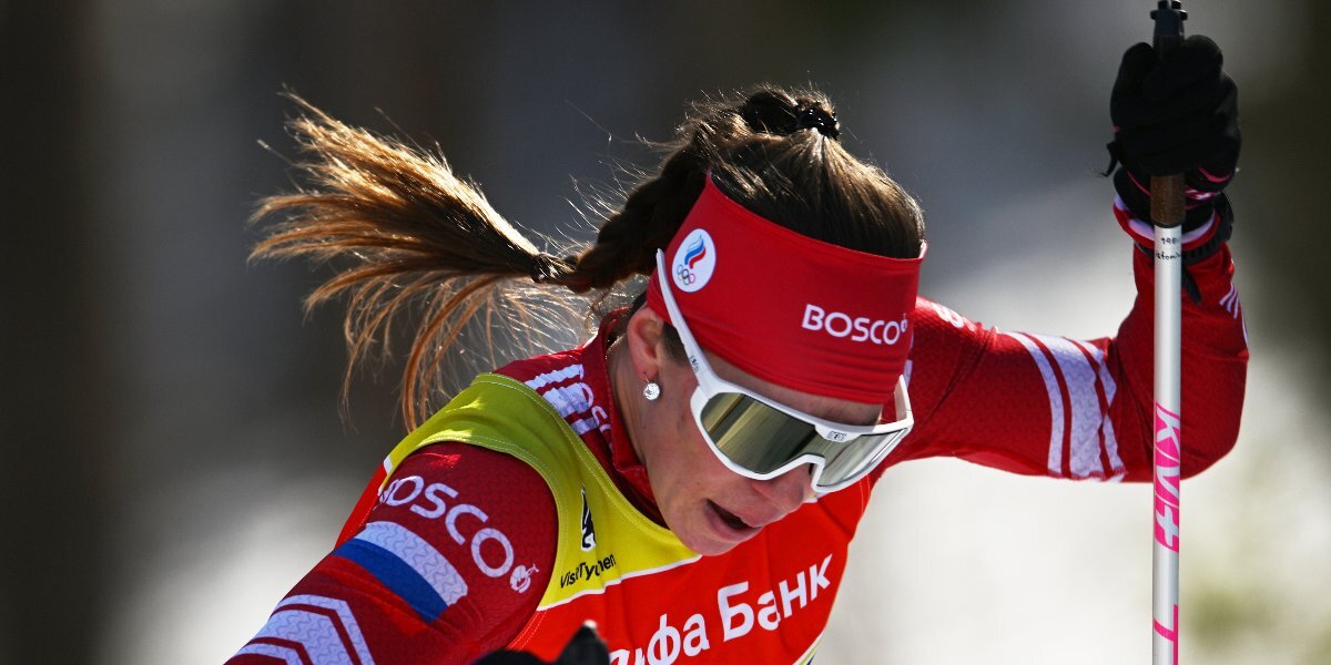 Лидер женской эстафеты на ЧР по лыжным гонкам Истомина упала на трассе. Видео