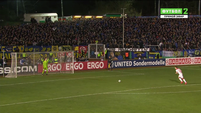 В Германии вратарь отбил 5 пенальти и вывел свою команду в полуфинал Кубка. Видео