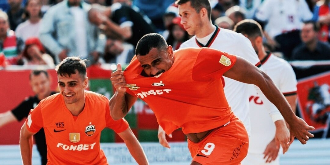 «Кристалл» стал восьмикратным чемпионом России по пляжному футболу, в финале обыграв «Локомотив»