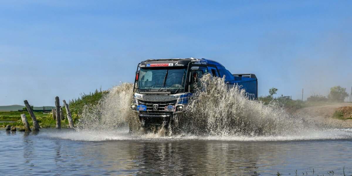 Каргинов выиграл второй этап «Шелкового пути» в зачете грузовиков