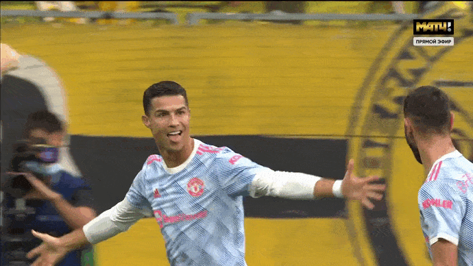 Роналду забил гол в первой игре в Лиге чемпионов после возвращения в «МЮ» (видео)